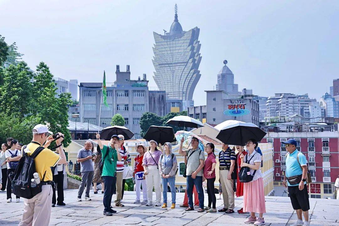 澳門正版免費(fèi)全年資料大全旅游團(tuán)，探索澳門之旅的完美指南，澳門旅游團(tuán)指南，正版免費(fèi)全年資料大全，探索澳門之旅的完美選擇