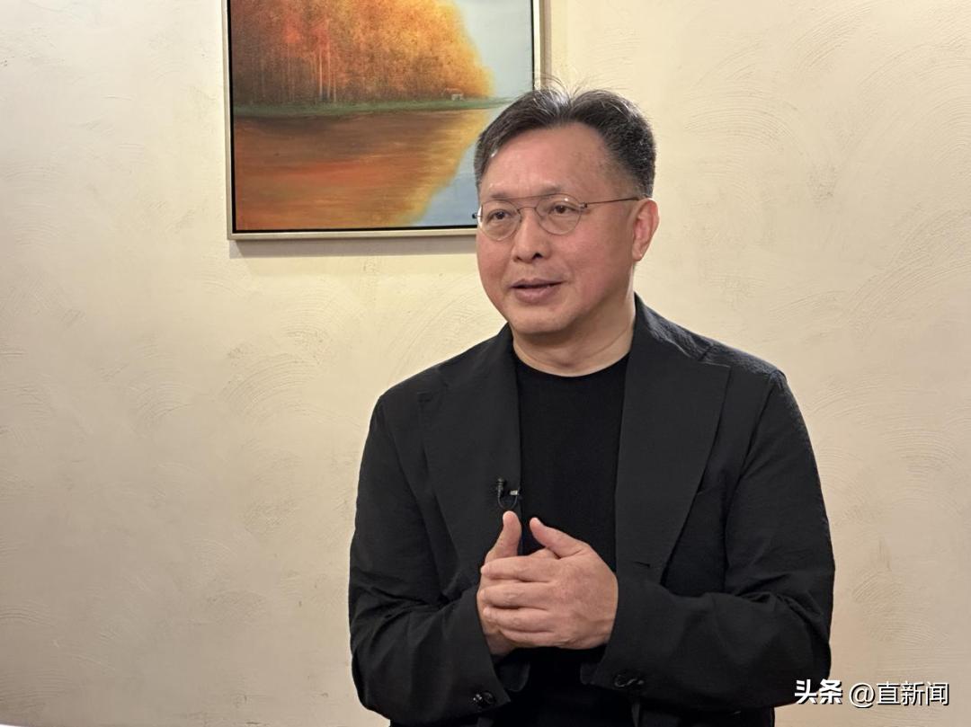 2025香港正版資料免費(fèi)看，香港正版資料免費(fèi)看，揭秘未來香港資訊動(dòng)向