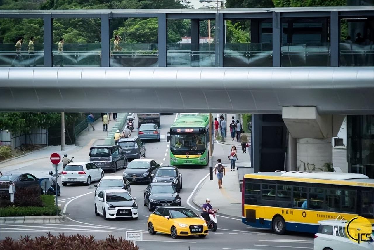探索未來，2025新澳門正版免費資本車時代來臨，探索未來，2025新澳門正版免費資本車時代揭秘