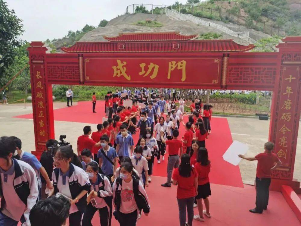 新澳門最快現(xiàn)場(chǎng)開(kāi)獎(jiǎng)，澳門最新現(xiàn)場(chǎng)開(kāi)獎(jiǎng)信息
