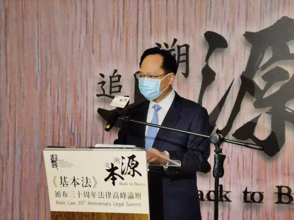 香港三期內(nèi)必開(kāi)一期論壇，香港三期論壇內(nèi)必開(kāi)一期專(zhuān)題討論會(huì)