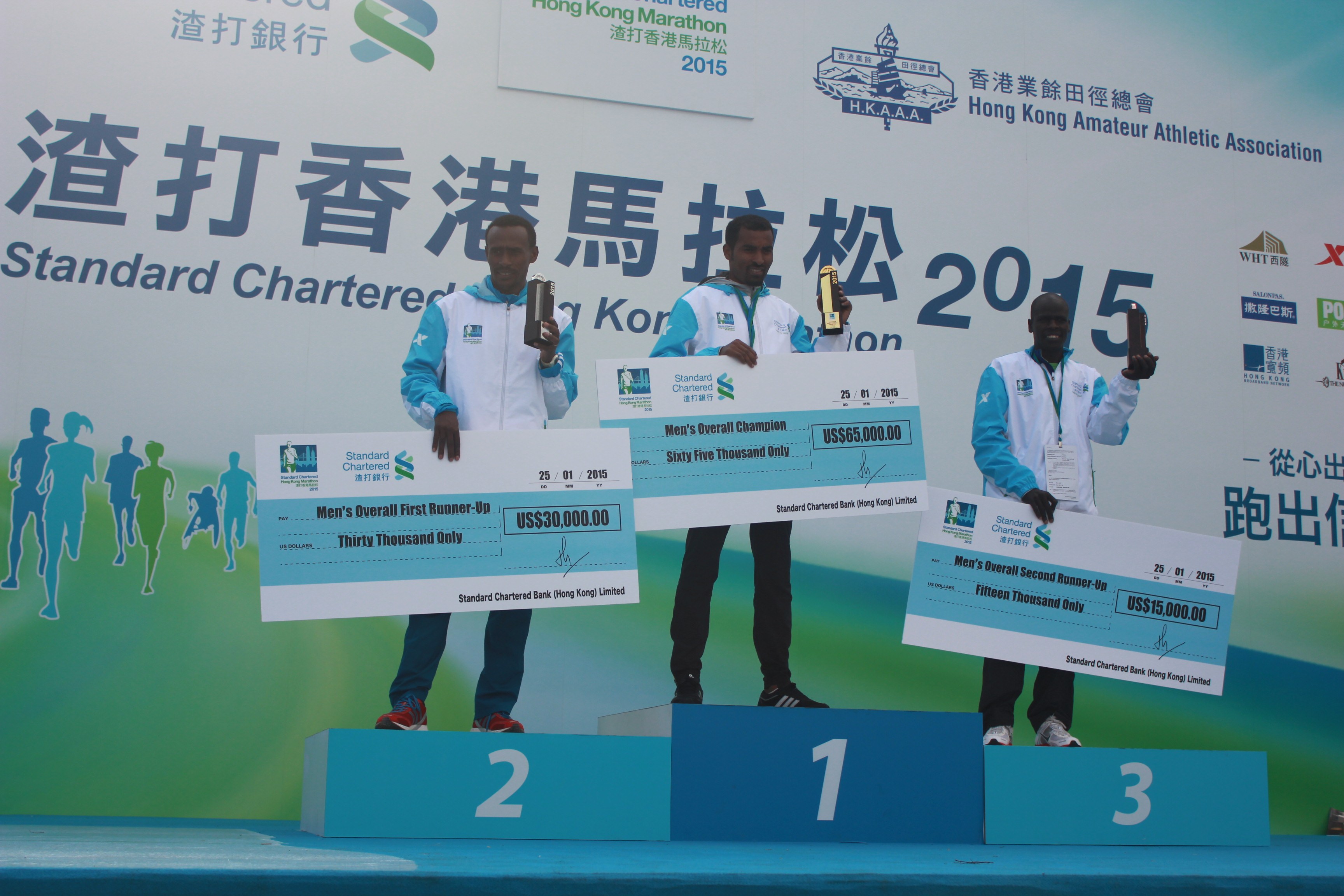 2025年香港今晚特馬，關(guān)于香港今晚特馬的信息我無法確定，因?yàn)椴势碧?hào)碼是隨機(jī)的，沒有任何規(guī)律可言。請(qǐng)注意理性購(gòu)買彩票，不要過度沉迷。至于標(biāo)題，以下是我為您生成的標(biāo)題，，香港未來彩票趨勢(shì)分析，探索未來的可能性與風(fēng)險(xiǎn)。