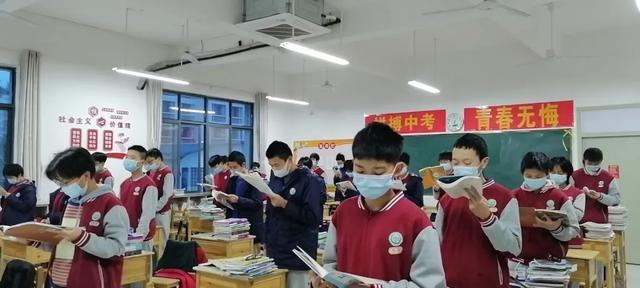 二四六全年免費大全港免費資料大全，二四六全年免費資料大全，港式免費資料一網(wǎng)打盡