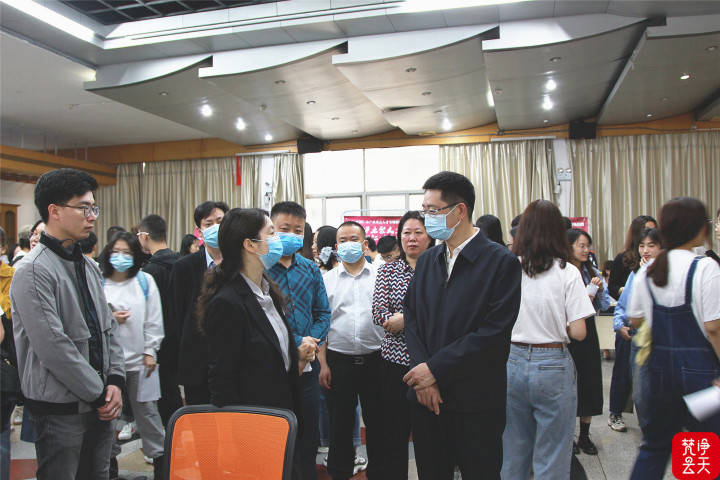 『未來(lái)之門開啟，2025年正版資料免費(fèi)大全功能介紹』，未來(lái)之門開啟，2025年正版資料免費(fèi)大全功能詳解