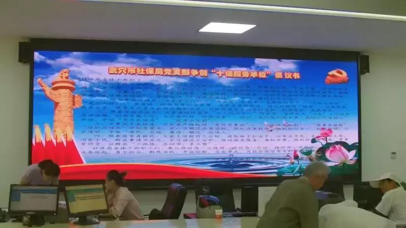 小餐飲老板要給全員交社保能扛住嗎小餐飲老板面臨全員交社保的挑戰(zhàn)，能否穩(wěn)健應(yīng)對(duì)？