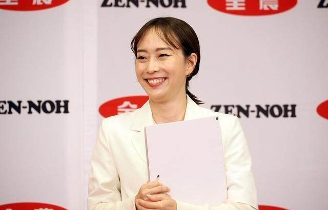 早田希娜和張本智和早田希娜和張本智和是日本乒乓球界非常出色的兩位運(yùn)動(dòng)員。