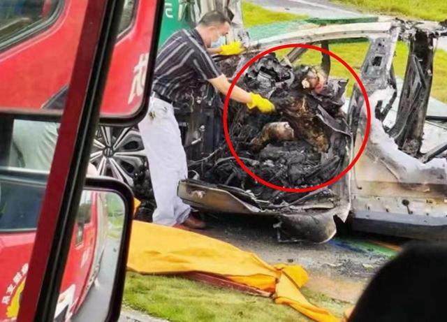 女子開(kāi)豪車(chē)遇害震驚！女子開(kāi)豪車(chē)遭遇不幸事件，揭示社會(huì)安全隱患與防范意識(shí)的重要性