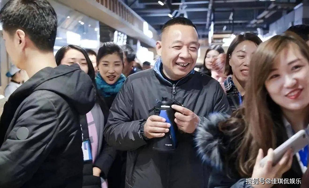 胖東來擬招刑釋人員 會(huì)影響營收嗎胖東來招聘刑釋人員，企業(yè)勇氣之舉與營收考量