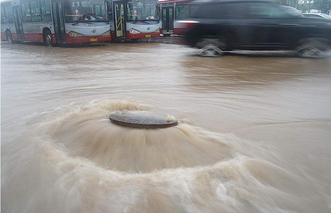雨天出行怎樣“避雷”雨天出行怎樣避雷，一份詳盡的指南