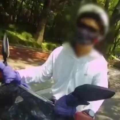 19歲男子駕車多次撞騎行者被刑拘關于一名19歲男子駕車多次撞擊騎行者被刑拘的事件報道