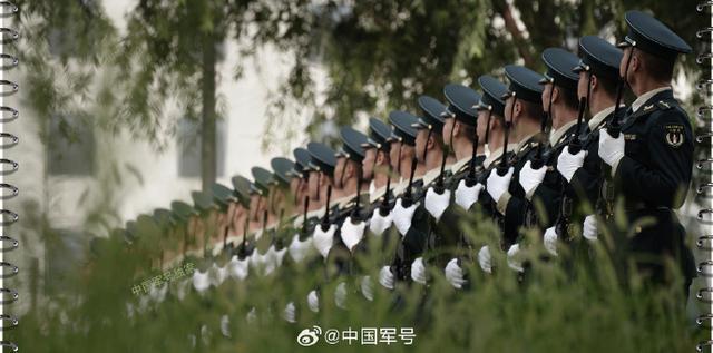 閱兵訓練高清大圖來了閱兵訓練高清大圖來了，一睹軍威風采