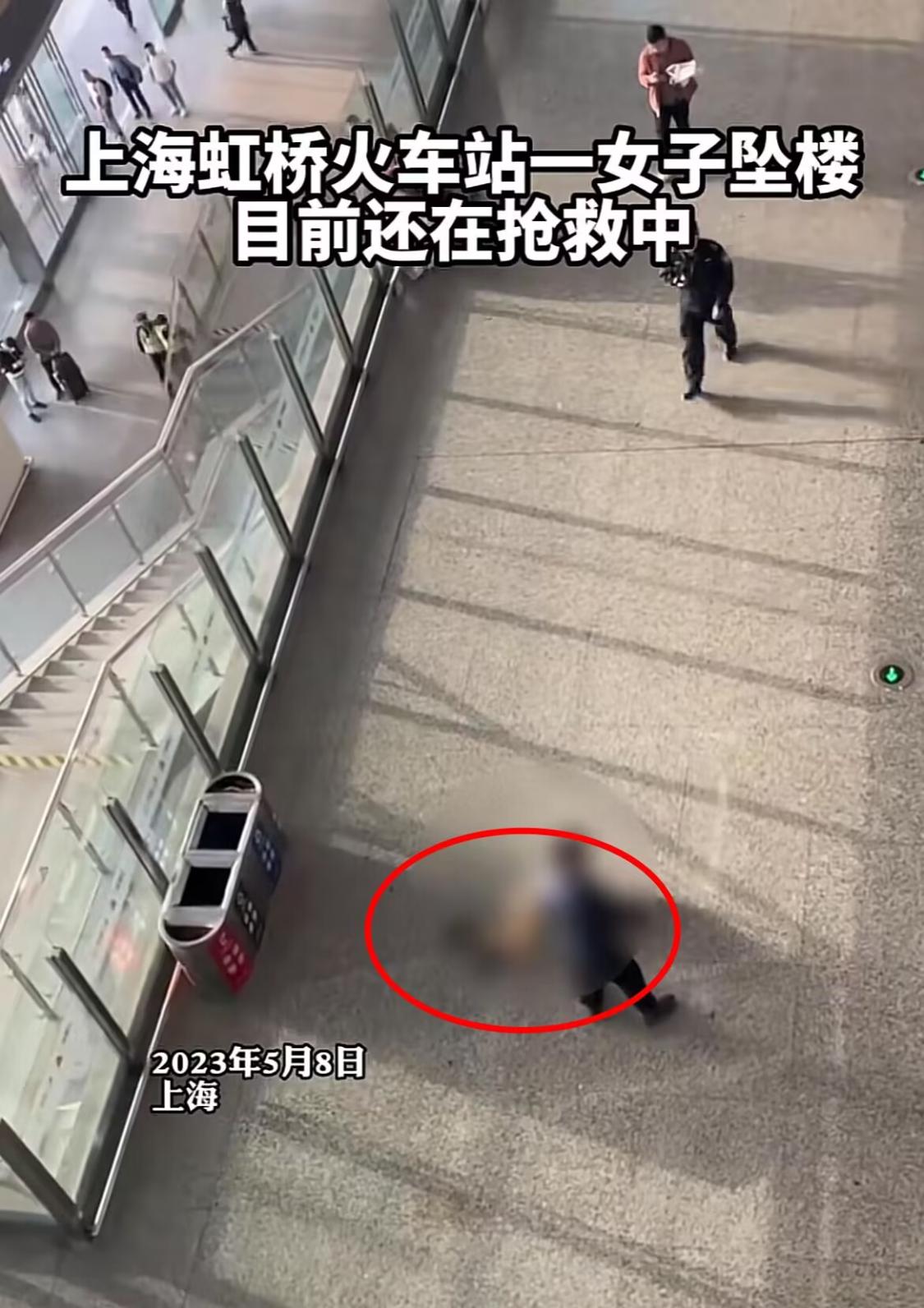 一女子意外墜樓一女子意外墜樓的驚人事件，深度解析背后的原因與反思