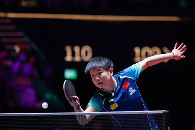 孫穎莎橫掃日本選手孫穎莎橫掃日本選手，展現(xiàn)中國乒乓球的輝煌實力