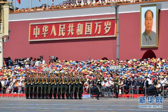 抗戰(zhàn)勝利70周年紀(jì)念大會(全程視頻)抗戰(zhàn)勝利70周年紀(jì)念大會全程回顧，歷史銘記，和平永續(xù)