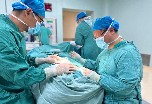 女子稱被割掉正常器官 醫(yī)院辟謠女子稱被割掉正常器官事件揭秘，醫(yī)院辟謠與真相探究