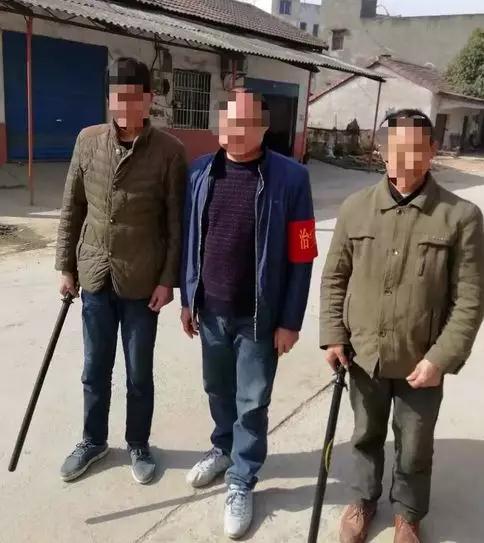 警方通報男子因情感糾紛致2死1傷關(guān)于警方通報男子因情感糾紛致2死1傷的事件，具體情況需要根據(jù)官方通報和媒體報道來了解。