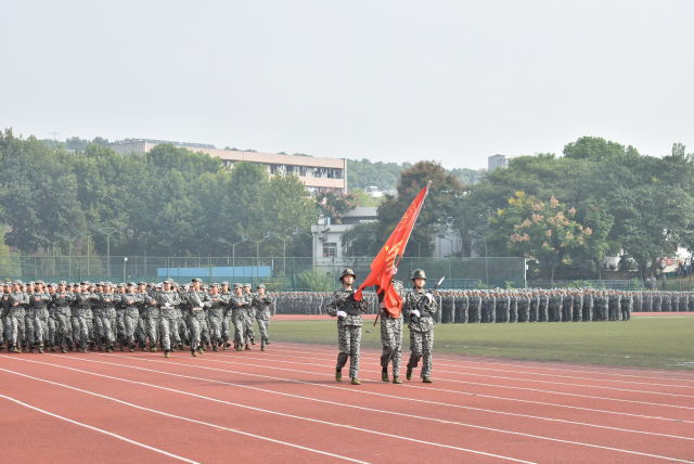 閱兵式訓練的艱辛視頻閱兵式訓練的艱辛視頻，揭開榮耀背后的刻苦訓練故事