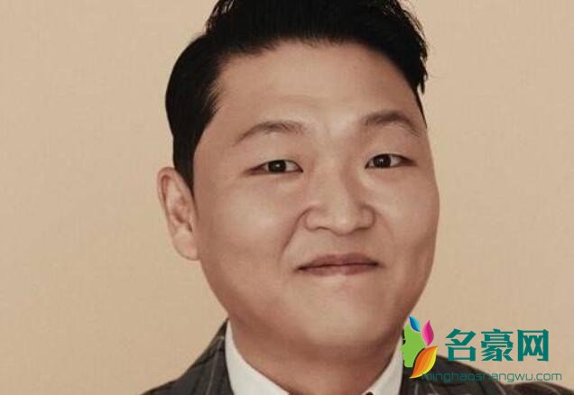 韓國男歌手\"鳥叔\"被警方調(diào)查韓國知名男歌手鳥叔被警方調(diào)查，事件背景與影響分析