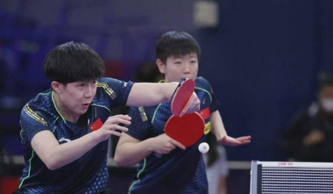 樊振東對(duì)手：他實(shí)力比我高20倍不止這種說(shuō)法可能是一種夸張的說(shuō)法，樊振東是一位非常優(yōu)秀的乒乓球運(yùn)動(dòng)員，他的實(shí)力和水平在世界上都處于頂尖位置。