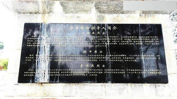 永不磨滅的豐碑作者是誰永不磨滅的豐碑，探尋作者的神秘面紗