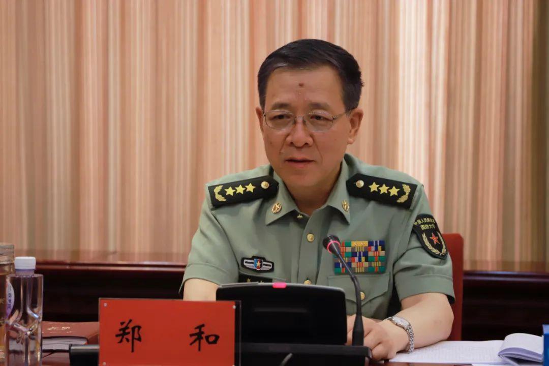 國(guó)防科技大學(xué)15歲大學(xué)生關(guān)于國(guó)防科技大學(xué)是否有15歲大學(xué)生的問題，一般來說，很少有15歲的大學(xué)生，但不排除存在極特殊情況的可能性。