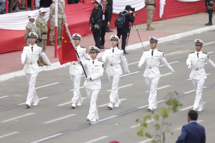 中國人民解放軍參加國外閱兵中國人民解放軍參加國外閱兵，展現(xiàn)國家力量與友誼的象征