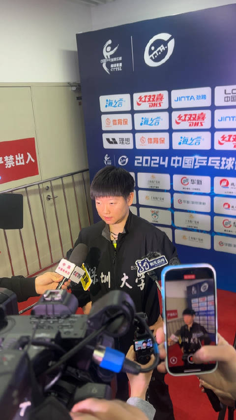 孫穎莎教練賽后采訪孫穎莎教練賽后采訪，深度解析勝利背后的故事