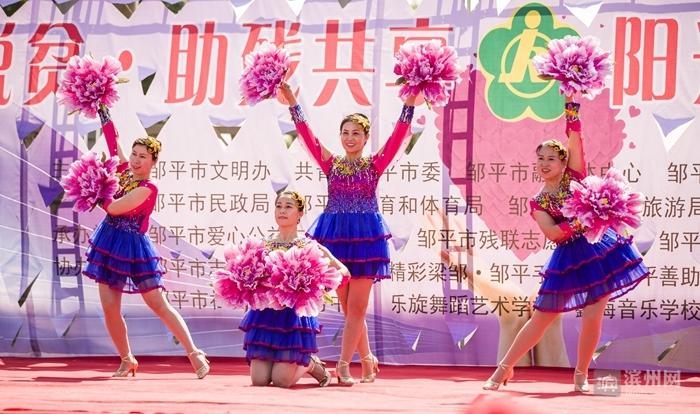 聯(lián)合軍樂團(tuán)怎么做到“千人如一人”聯(lián)合軍樂團(tuán)如何達(dá)成千人如一人的和諧境界
