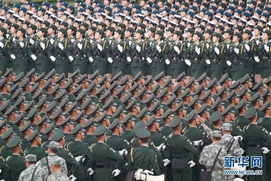 大閱兵徒步方隊(duì)大閱兵徒步方隊(duì)，展現(xiàn)國家力量與榮耀的壯麗畫卷