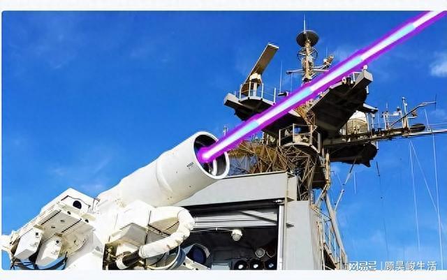 激光武器的威力視頻關(guān)于激光武器的威力視頻，可以在各大視頻網(wǎng)站搜索相關(guān)的視頻內(nèi)容。這些視頻通常會(huì)展示激光武器在不同場景下的應(yīng)用，以及其強(qiáng)大的破壞力和攻擊效果。但請注意，這些視頻可能僅為了展示激光武器的威力和性能，并不代表實(shí)際應(yīng)用中的實(shí)際效果。此外，由于激光武器可能存在的危險(xiǎn)性，觀看此類視頻時(shí)應(yīng)注意安全，避免嘗試模仿其中的危險(xiǎn)行為。