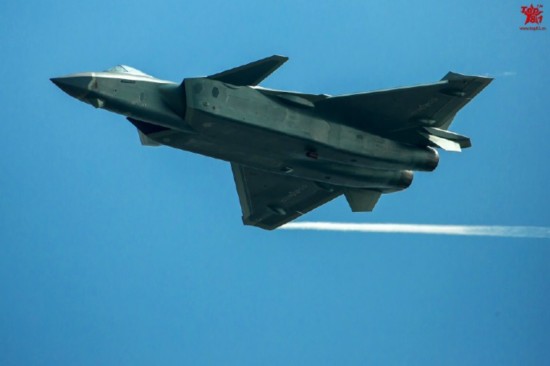 殲20介紹視頻揭秘中國(guó)空軍新星，殲-20隱身戰(zhàn)斗機(jī)介紹視頻