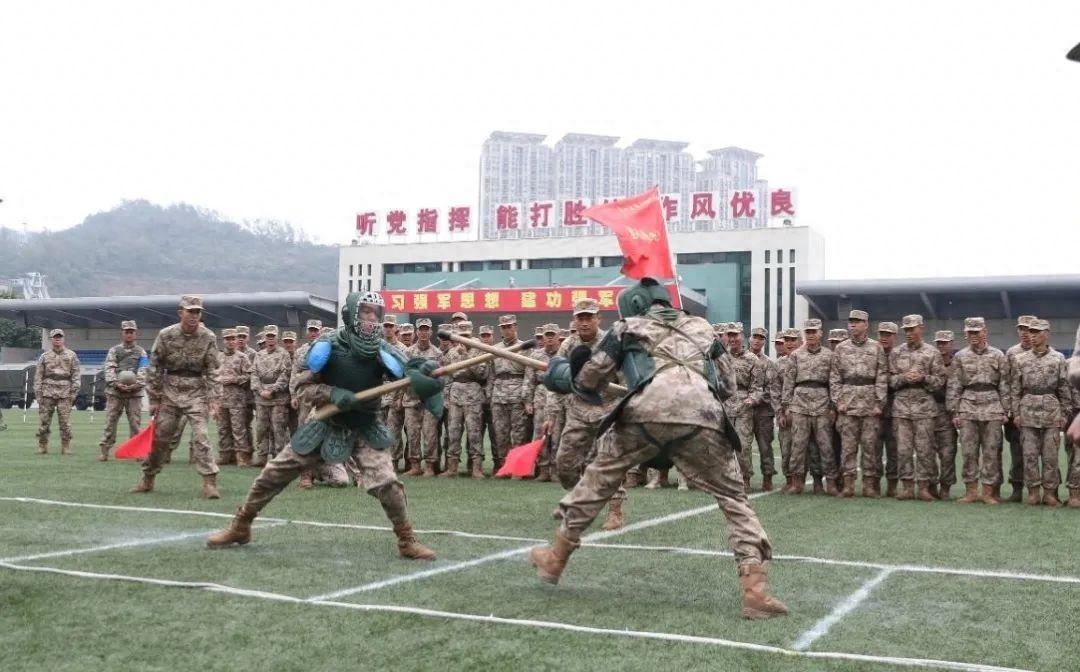 南部戰(zhàn)區(qū)深夜發(fā)聲:保持高度戒備南部戰(zhàn)區(qū)深夜發(fā)聲，保持高度戒備——國防安全不容松懈