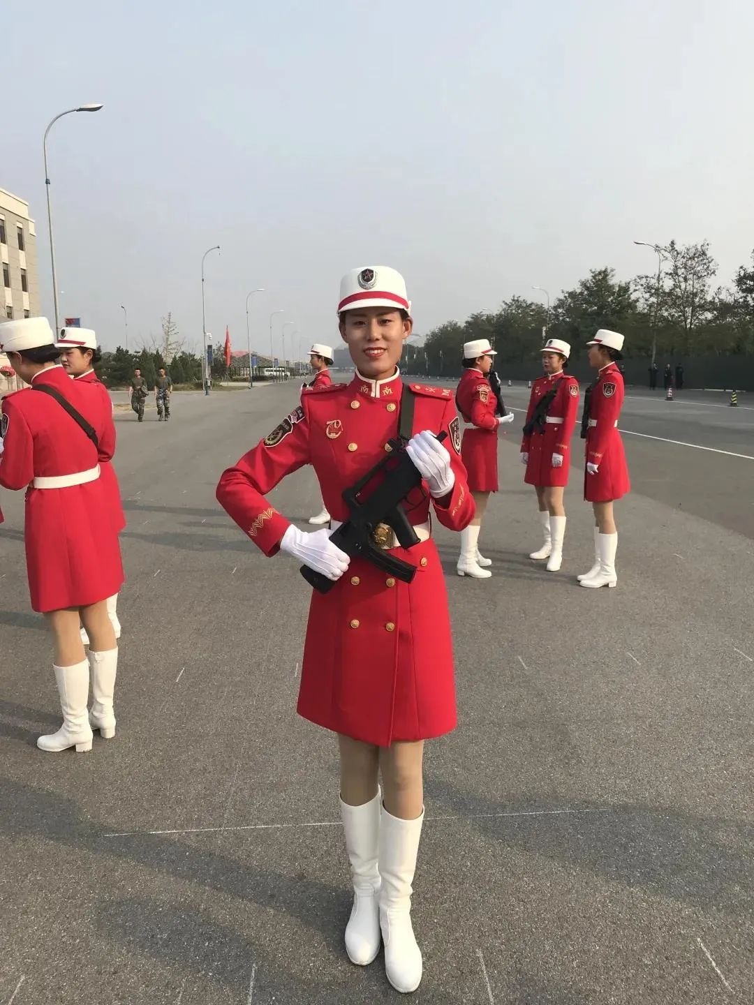 民兵方隊(duì)小姐姐