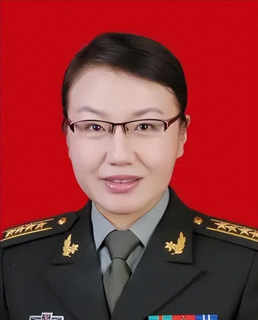 軍事專家:知道強(qiáng) 但沒想到強(qiáng)成這樣軍事專家對于軍事技術(shù)和裝備的發(fā)展有著深入的研究和了解，因此對于軍事力量的強(qiáng)大有著清晰的認(rèn)識。如果軍事專家表示對某些軍事力量知道強(qiáng)，那么很可能是他們已經(jīng)對該軍事力量的實(shí)力有了充分的了解和評估。