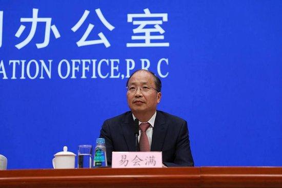 易會(huì)滿任期內(nèi)3000點(diǎn)20次失守易會(huì)滿任期內(nèi)股市波動(dòng)，3000點(diǎn)20次失守背后的故事