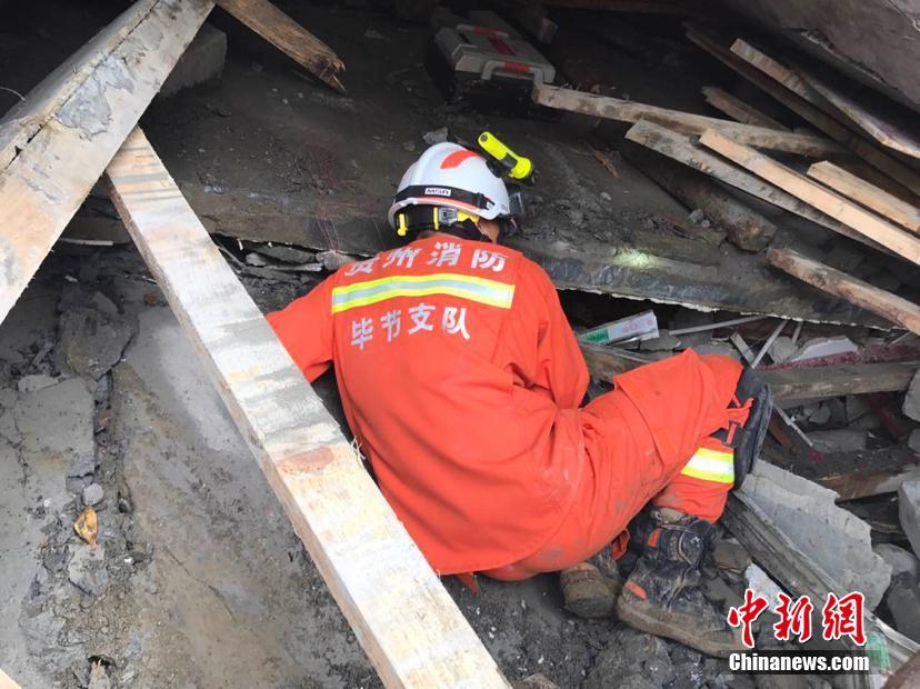 四川6名消防人員訓練時落水 2人失蹤四川六名消防人員訓練時落水，兩人失蹤——英勇救援的日常挑戰(zhàn)與反思