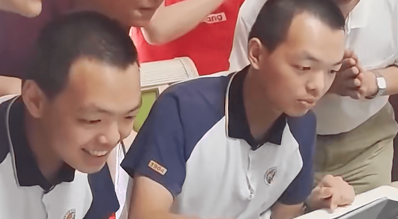 同班同寢高考同分同班同寢高考同分，奇妙的緣分與共同的記憶