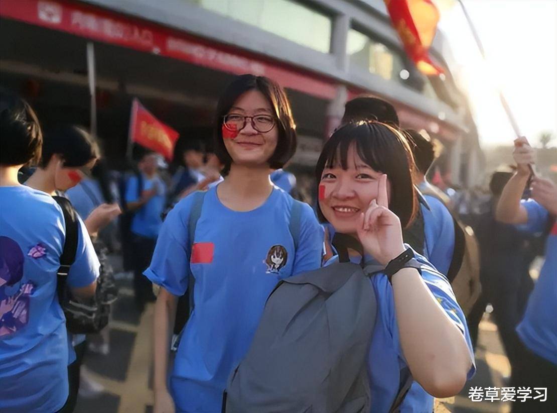 同班同寢高考同分同班同寢高考同分，一場奇妙的緣分與人生的交匯點