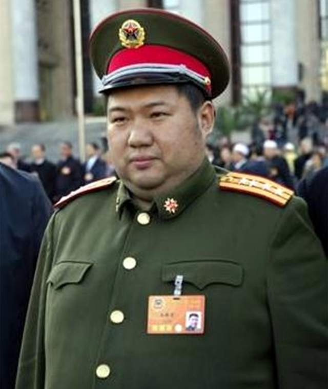 毛新宇的部隊(duì)毛新宇的部隊(duì)，鐵血軍團(tuán)的風(fēng)采與榮耀