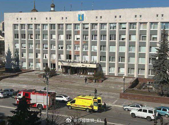烏政府大樓遇襲 俄稱未進(jìn)行襲擊烏政府大樓遇襲事件，俄方堅(jiān)決否認(rèn)參與襲擊