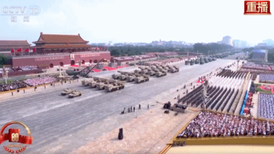 閱兵多個畫面首次公開閱兵多個畫面首次公開，展現(xiàn)國家力量與榮耀時刻