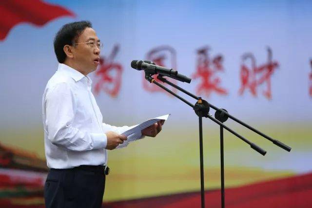 成都市委原副書記謝瑞武被查成都市委原副書記謝瑞武被查，揭示背后的故事與啟示