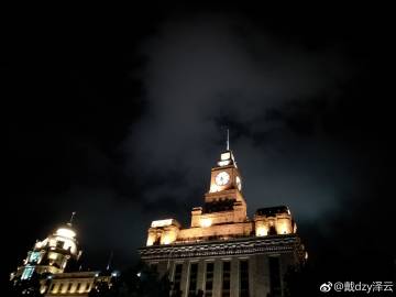 天黑時(shí)間 上海天黑時(shí)間里的上海，繁華背后的故事與夜生活魅力