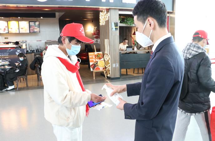 女子炫耀多次帶打火機(jī)登機(jī)被行拘女子炫耀多次帶打火機(jī)登機(jī)被行拘事件深度解析