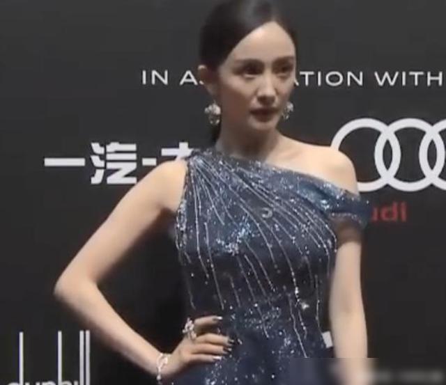 倪妮gq紅毯倪妮GQ紅毯風采，閃耀時尚之夜
