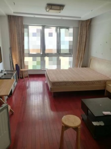 合租房里有夫妻住合適嗎合租的房子里有夫妻居住是否合適這個問題，需要根據(jù)具體的情況來考慮。