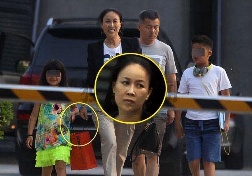 那英老公否認(rèn)帶美女回家關(guān)于那英老公否認(rèn)帶美女回家的傳聞，涉及到個(gè)人隱私和媒體報(bào)道的真實(shí)性，我無法直接確認(rèn)其準(zhǔn)確性。