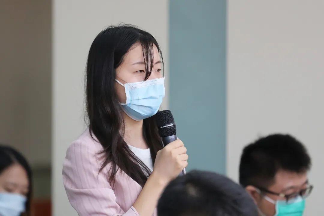 一文看盡蘋果2025秋季發(fā)布會關(guān)于蘋果公司在XXXX年秋季發(fā)布會的信息，目前無法預測并匯總成一篇報道。因為未來的發(fā)布會涉及許多不確定因素，包括發(fā)布會的具體時間、地點、產(chǎn)品種類、產(chǎn)品特性等，這些都是隨著公司策略和市場需求的變化而變化的。然而，我們可以根據(jù)過去的經(jīng)驗和市場趨勢進行一些可能的預測和期待。