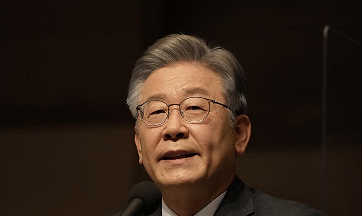 李在明批反華集會(huì)：純屬“鬧事”李在明批反華集會(huì)，純屬鬧事