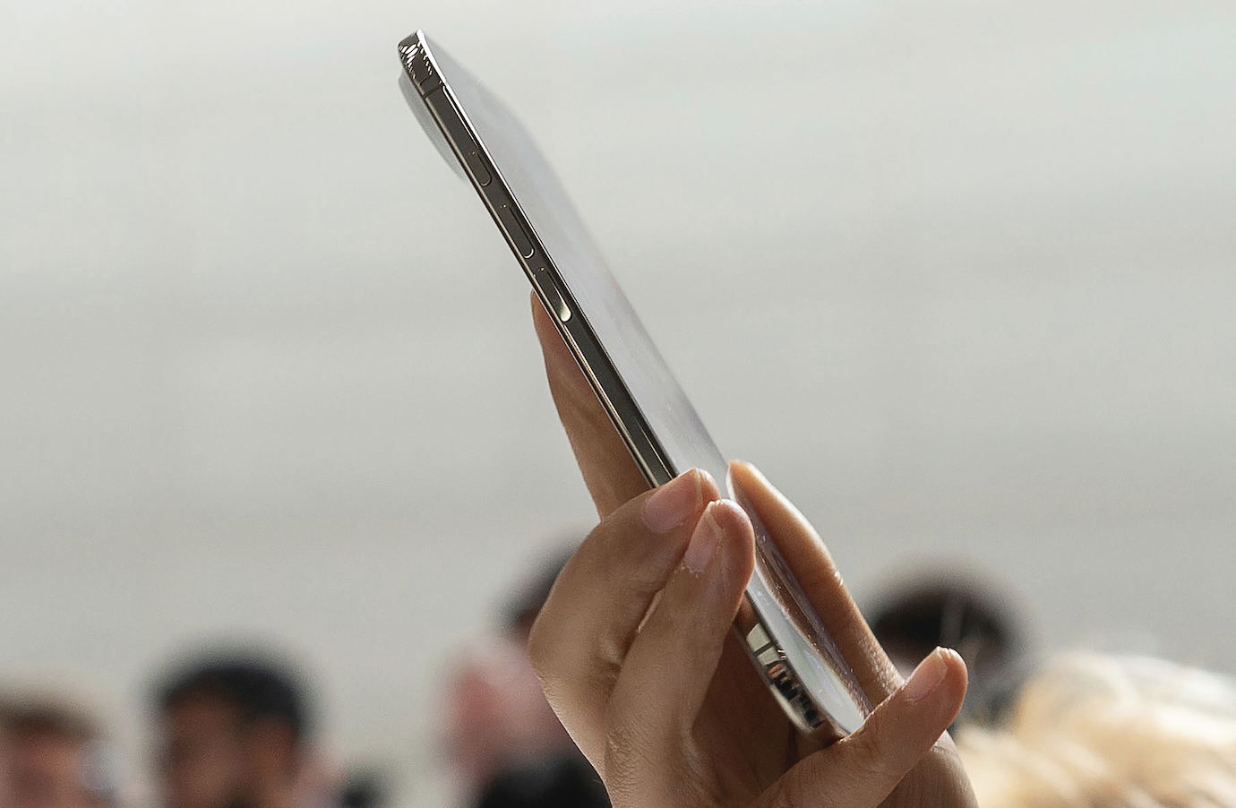 蘋果推出史上最薄手機iPhone Air蘋果推出史上最薄手機iPhone Air —— 設(shè)計與功能一覽